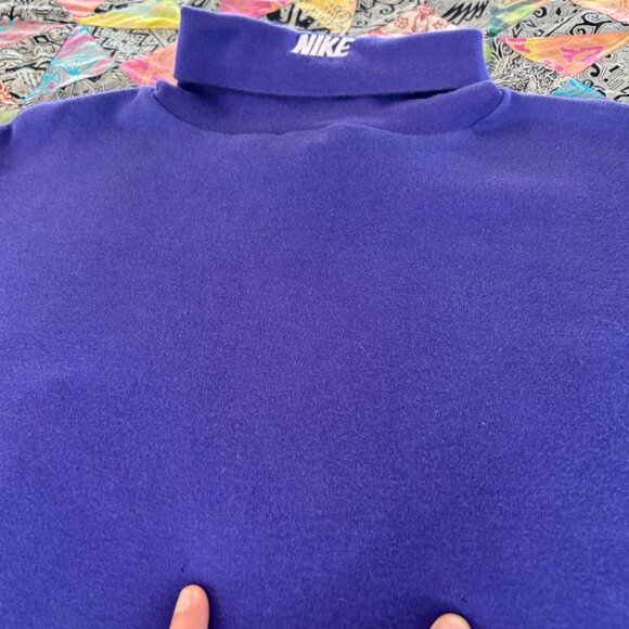 VTG 90s Nike White/Red Label Nike Embroidered Neck Long Sleeve Turtleneck Shirt. - Picture 3 of 8
